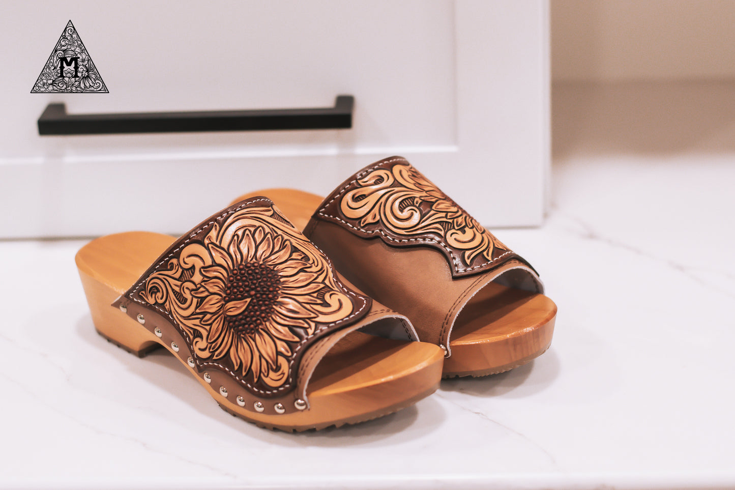 SALE Women's wooden sole clog sandals with tooled leather Size EU 39 US 8.5 or 9
